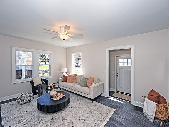 5th image of 2436 Bremont Ave