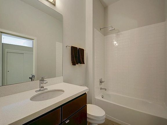 BATH: Silestone, Rain Shower
