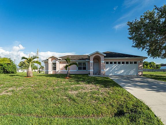 2nd image of 498 SW Lairo Avenue
