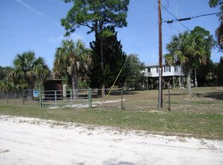 19 SW 468th Ave, Steinhatchee, FL 32359