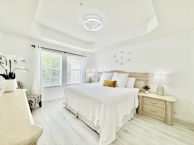 4404 Tuscany Way #4404 — Photo 12