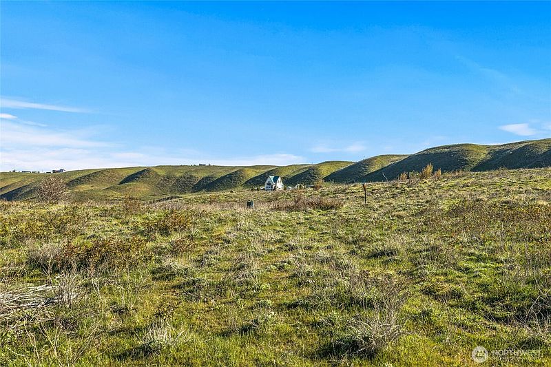 3rd image of 1 Lot 9 Ellensburg Ranches Road