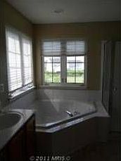 4th image of 10604 Wulford Ct