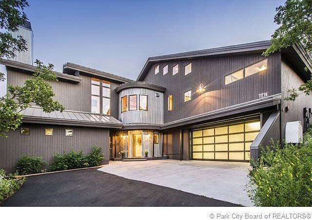 1st image of 10 Iron Canyon Ct