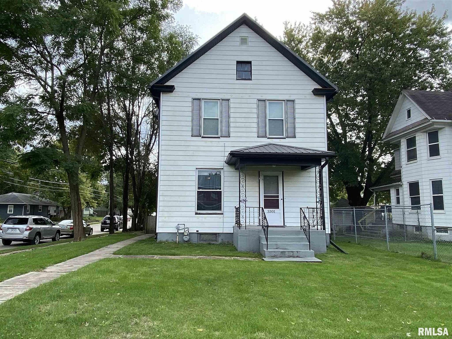 3301 Rockingham Rd, Davenport, IA 52802 Zillow