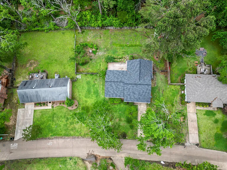 107 Clubview Rd — Photo 36