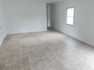 1921 Boxwood Ln, Fayetteville, NC 28311
