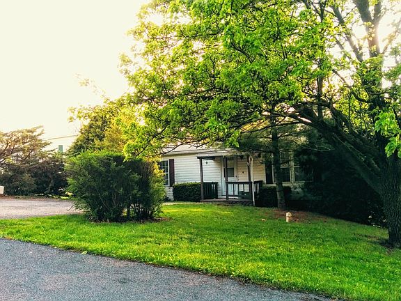 3 MARLIN DRIVE STEVENS PA