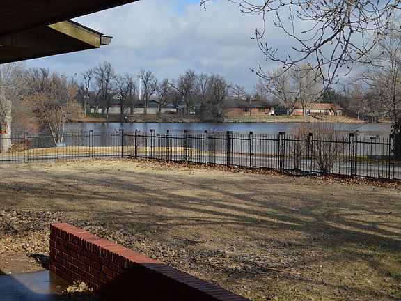 Back yard looking onto pond