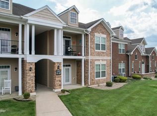 10203 Lark Meadow Dr UNIT 102, Louisville, KY 40291