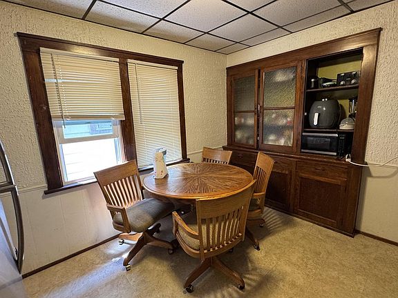 5th image of 2025 S 76th STREET #2027