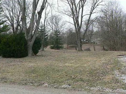 3rd image of 4524 S Stansifer Ln