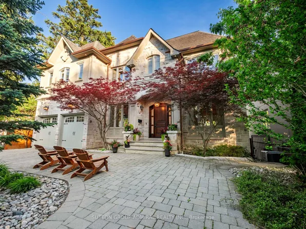 35 Wentworth Ave, Toronto, ON M2N 1T5