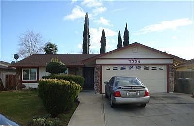 4th image of 7704 Macfadden Dr