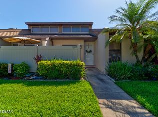 1207 Charter Oaks Cir, Holly Hill, FL 32117