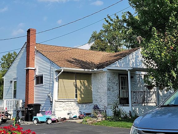 3rd image of 2203 Cullum Dr