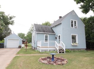 821 W 5th St, Nekoosa, WI 54457