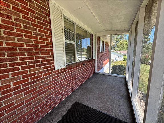 2nd image of 2531 N Main St
