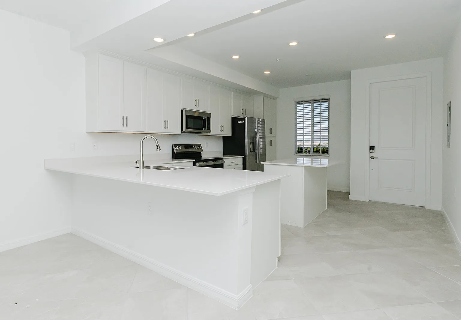 5583 Double Eagle Circle #4135 - The National - Castro — Photo 2