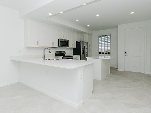 2nd image of 5583 Double Eagle Cir #4135
