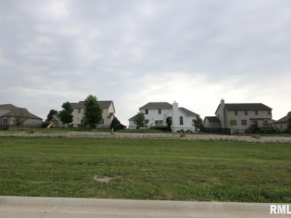 6908 N Water Oak Dr, Edwards, IL 61528