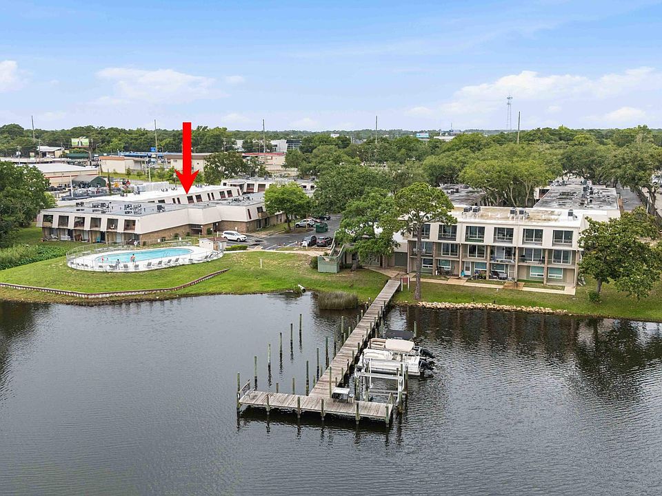 1st image of 210 Pelham Rd Unit 215C