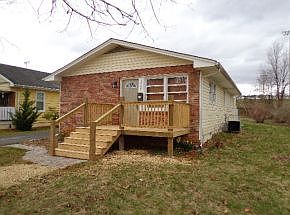 1st image of 1509 E Chilhowie Ave