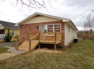 1509 E Chilhowie Ave, Johnson City, TN 37601