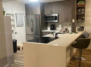1601 NE 191st St #B206, North Miami Beach, FL 33179