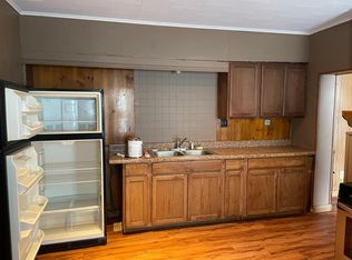 518 44th St, Bellaire, OH 43906