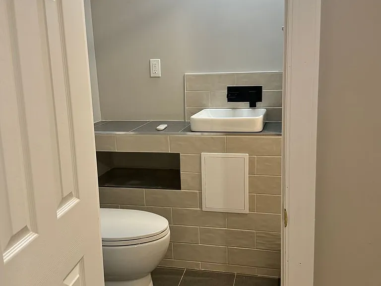 808 S 2nd St #1D — Photo 10