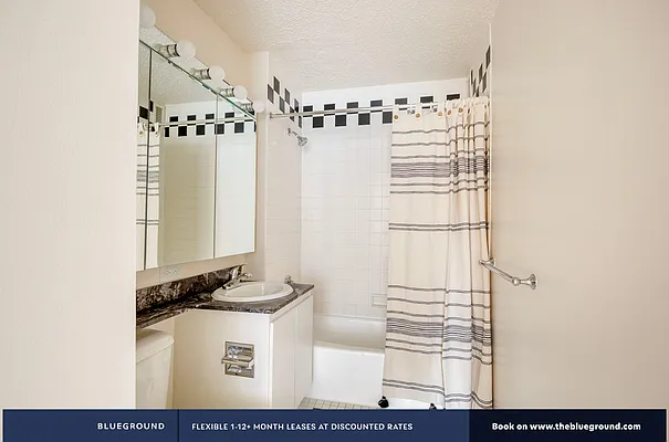 Rented by The Blueground | media 52