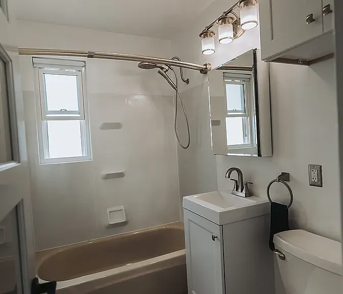 6658 Comstock Ct — Photo 24