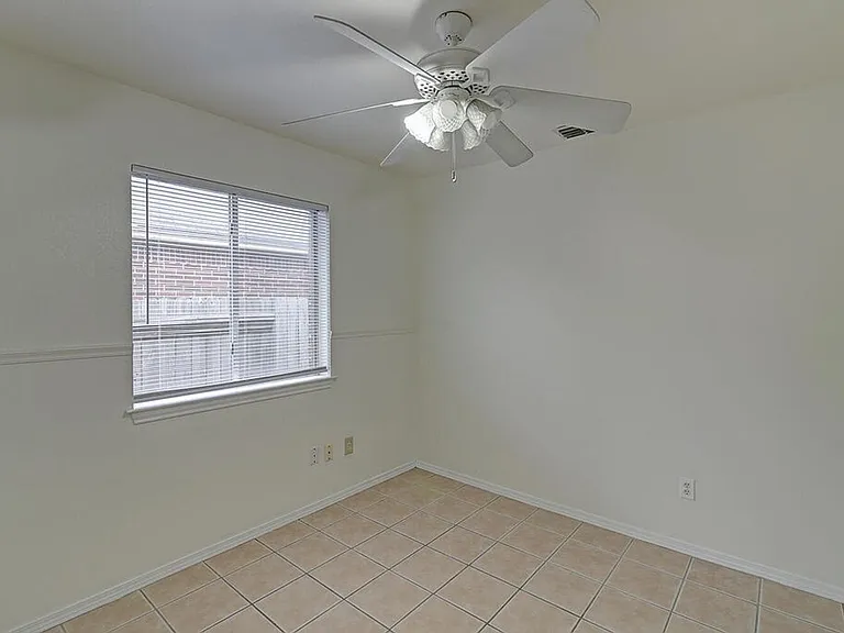 7933 Elk Dr — Photo 28