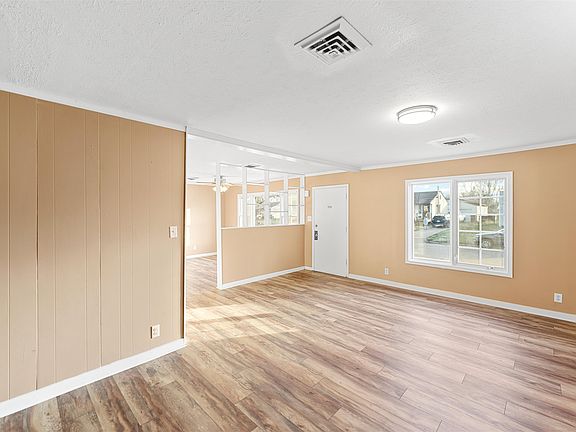 3rd image of 767 Osage Ave