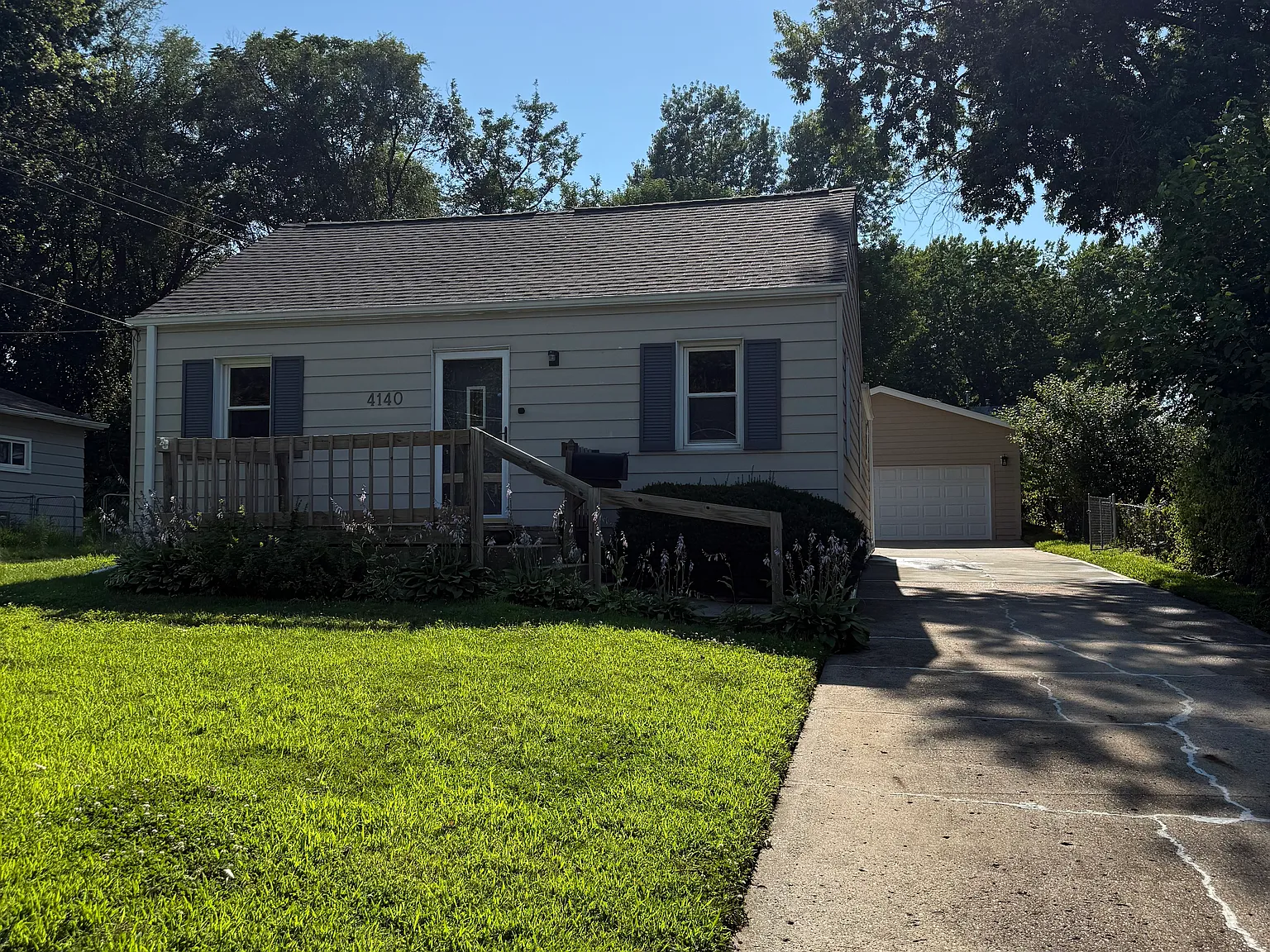 2 bed, 1120 sqft, $1,700 — Photo 1