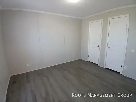 4th image of 601 Carriage Lane Est #601