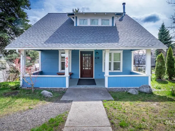 439 E 7th St, Moscow, ID 83843