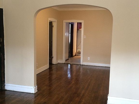 2nd image of 7251 S Cornell Ave #1