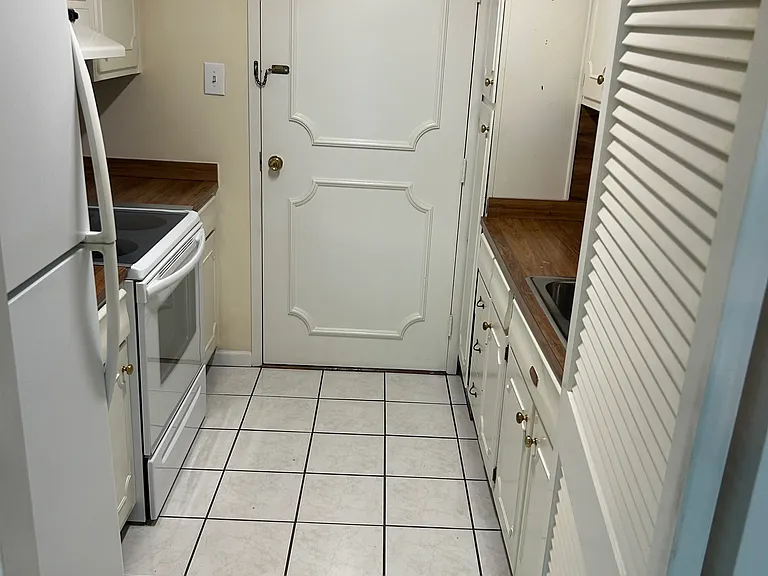 101 S Hanover Ave #1B — Photo 6