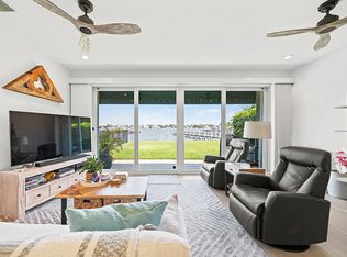 322 N Lake Dr, Lantana, FL 33462