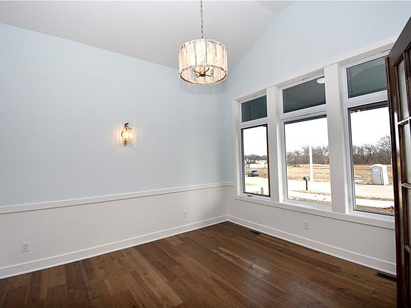 2nd image of 8340 NE 77th Ter