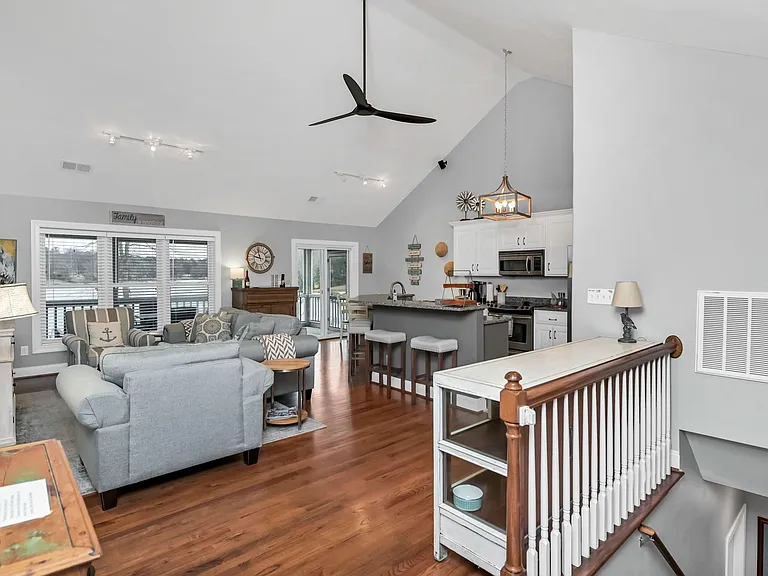215 Mariners Pointe Rd — Photo 24