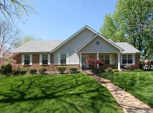 2335 Eagles Glen Ct, Chesterfield, MO 63017