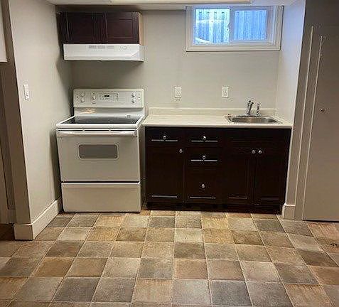 2nd image of 538 Shirley St