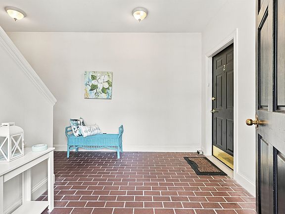 4th image of 273-2 Golden Bear Dr. #2