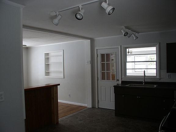 2nd image of 121 Champlain Ave