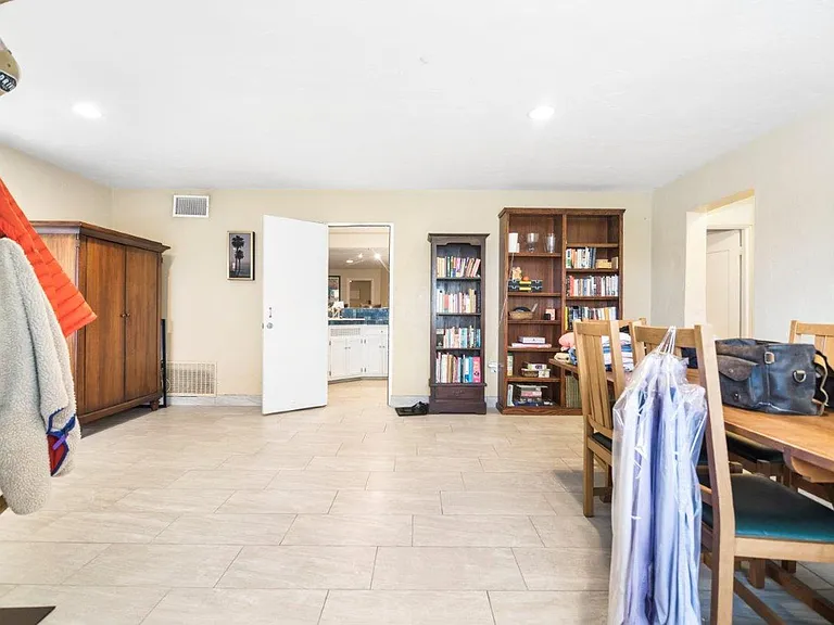 608 N Rios Ave — Photo 15