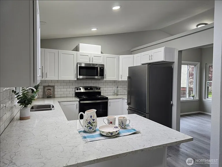 11413 SE 307th Pl — Photo 6