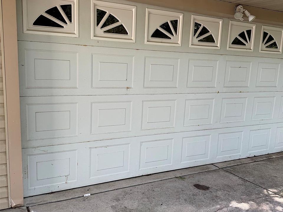 7311 Colony Dr, photo 3